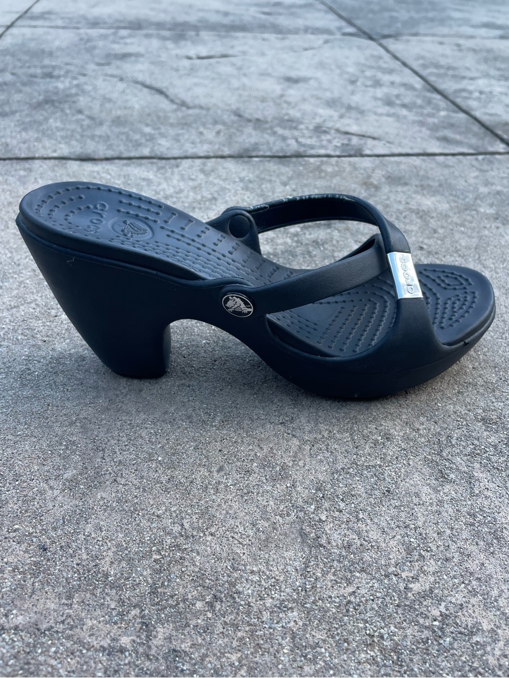 Crocs Cyprus IV Black Platform Heel Sandals Comfort Criss Cross Slip On Chunky - Picture 14 of 14